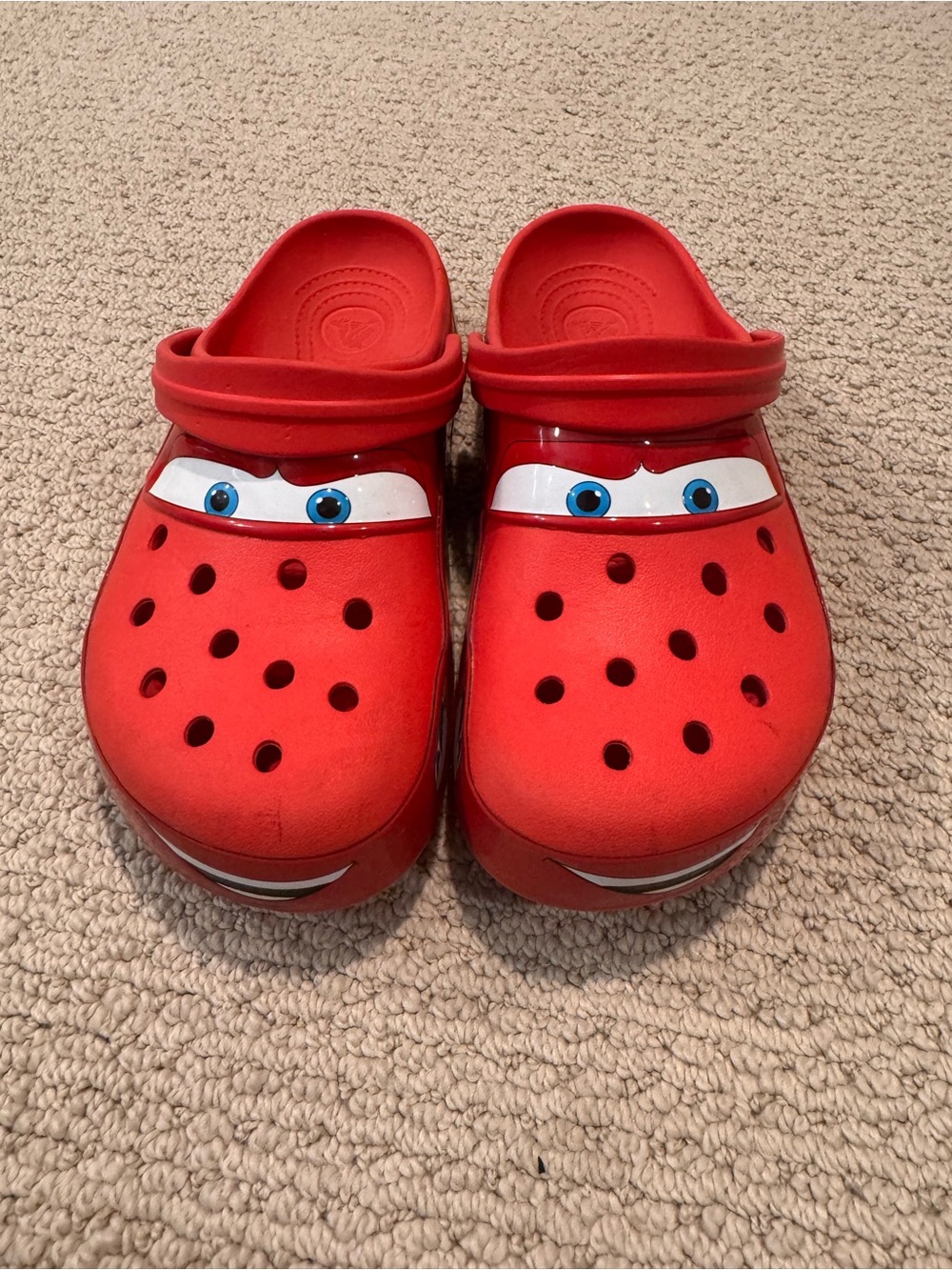 CROCS lightning McQueen